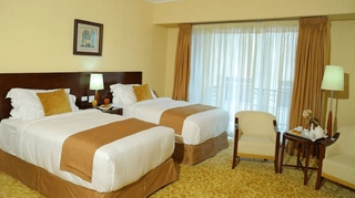 Customized 5 Star Luxury Wooden Ethoipian Hotel Bedroom Set