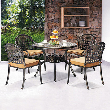 Hotel Outdoor Furniture Aluminium Round Table with Four Chairs with Cushion