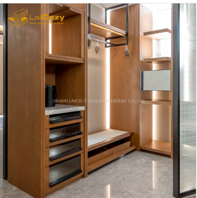 What is the difference between solid wood and imitation solid wood used in wooden luxury 3/4/5 star hotel bedroom furniture?