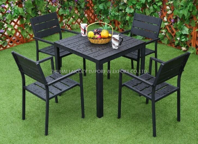 Outdoor Furniture Good QualityAluminium And WPC Table And Chairs