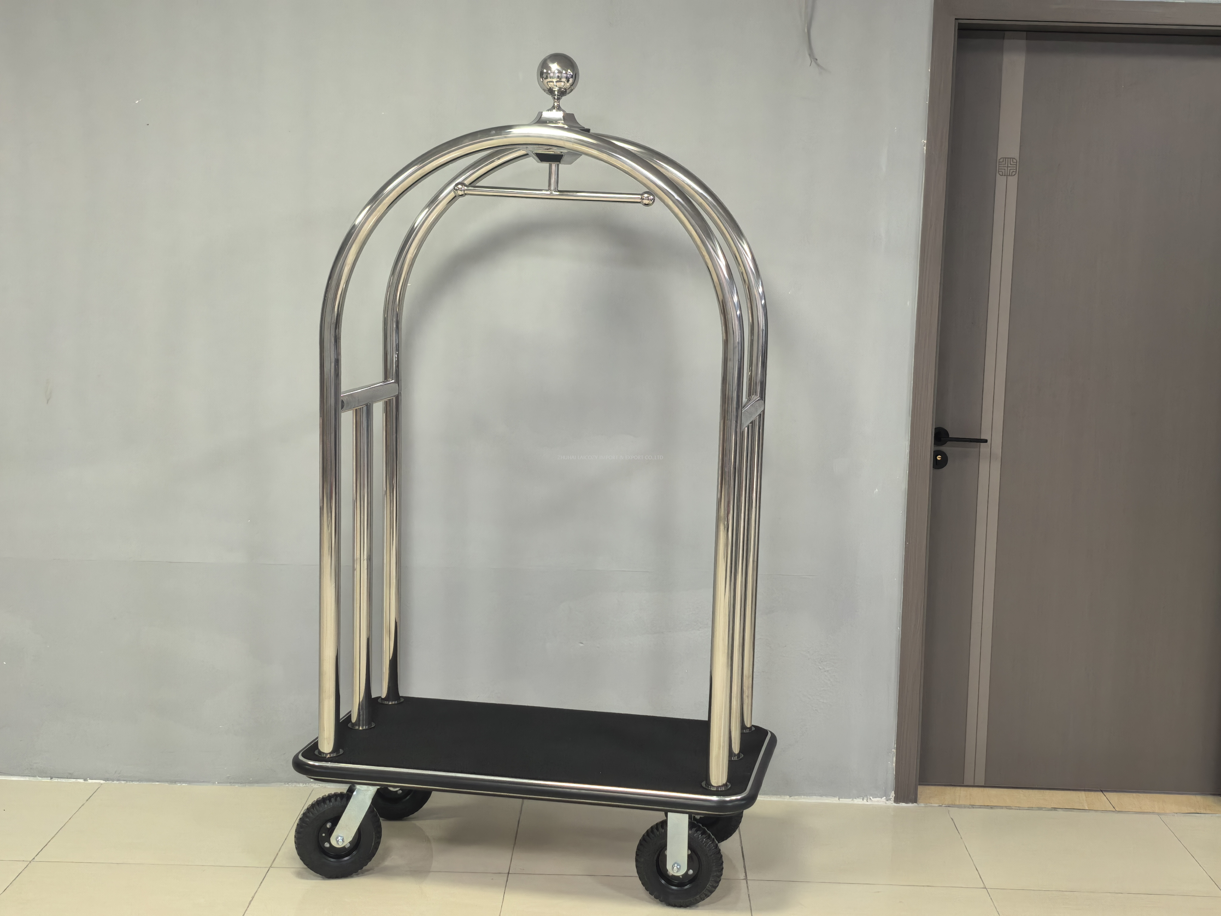New Arrival 2025 Stainless Steel Bellman Luggage Trolley Heavy Duty Hotel Luggage Cart