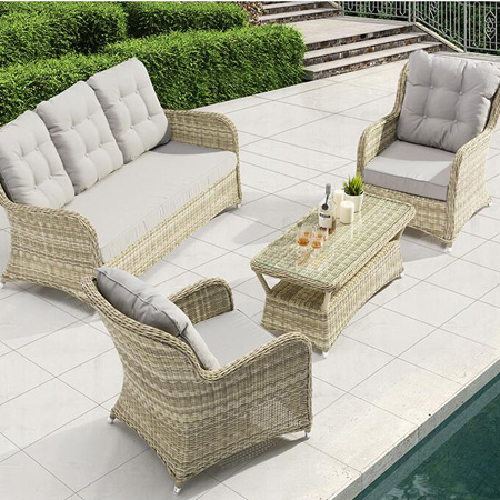  rattan chairs and table